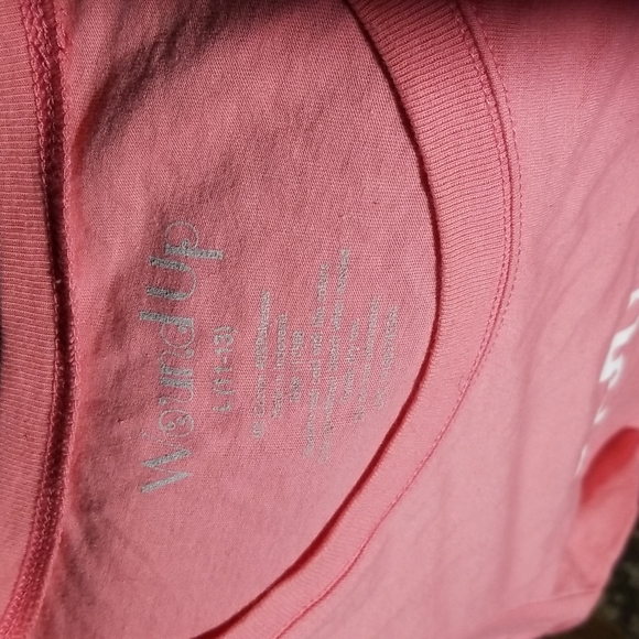 Pink short sleeve shirt - Picture 4 of 4